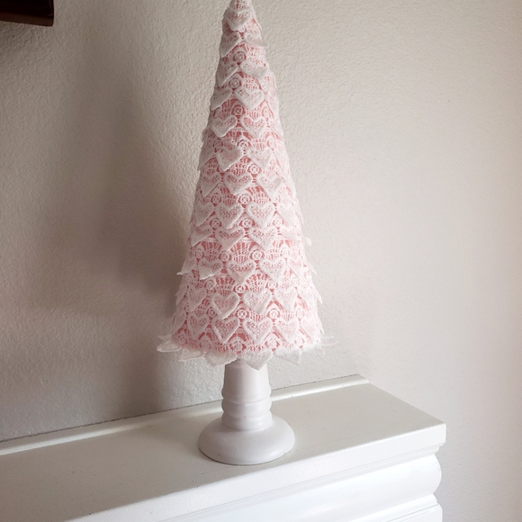 Valentine cone tree with ceramic base - Picture 3 of 10